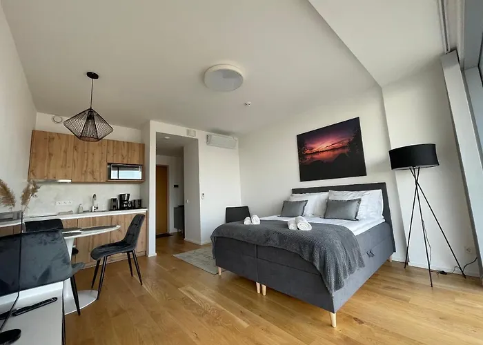 Rannakivi Riverside Apartman *